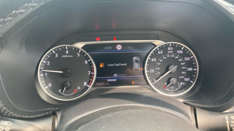 Nissan Juke 1.0 DiG-T 114 N-Connecta 5dr Petrol Hatchback